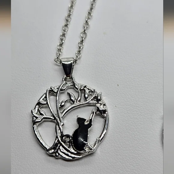 Silver Tonw Black Cat Reach Tree Of Life Necklace Earrings Set - Picture 10 of 16